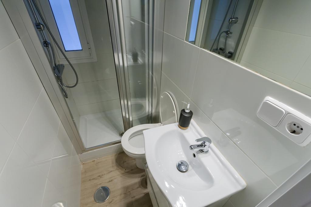 Dobo Rooms Ronda De Segovia Madrid Dış mekan fotoğraf